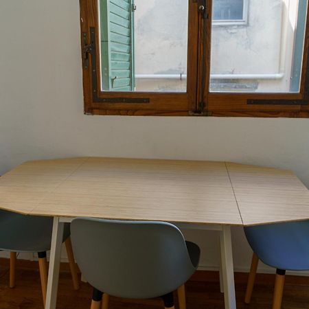 Central 1 Bedroom Apartment In The City Center Firenze Kültér fotó